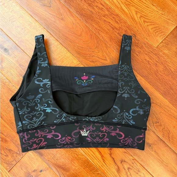 Crowned Athletics Snow Sister Princess Athletic Set Size M - Picture 5 of 15